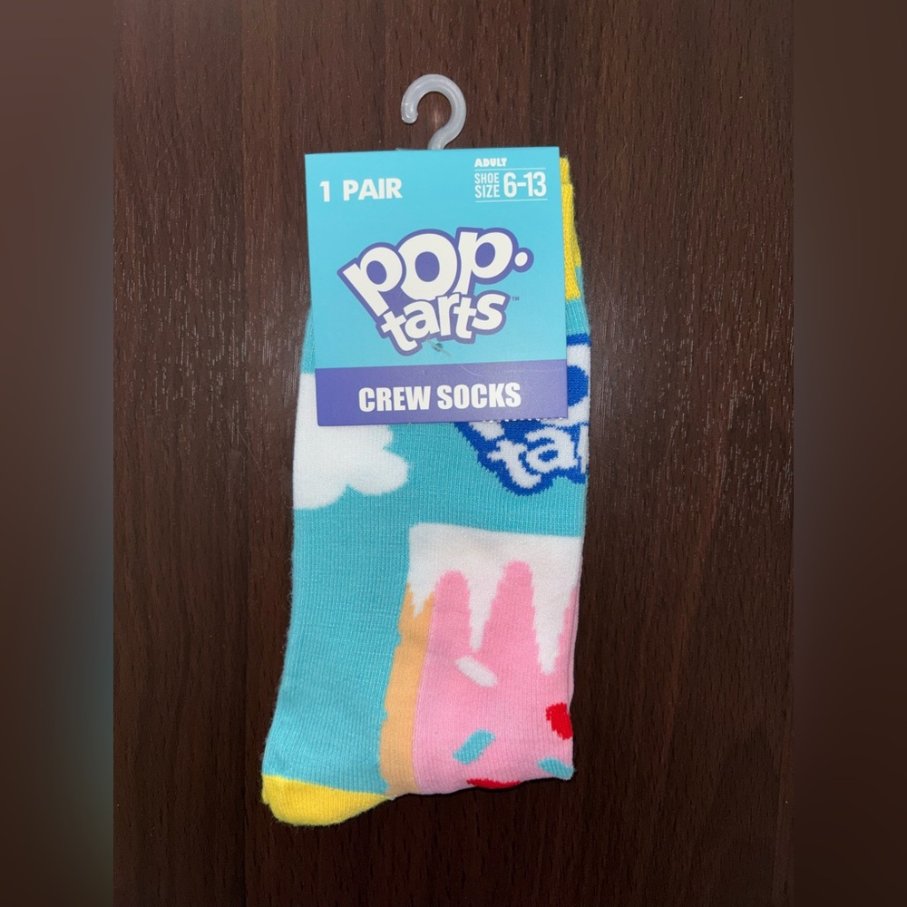 POP TARTS NOVELTY CREW SOCKS NWT MEN’S SHOE SIZE 6-13